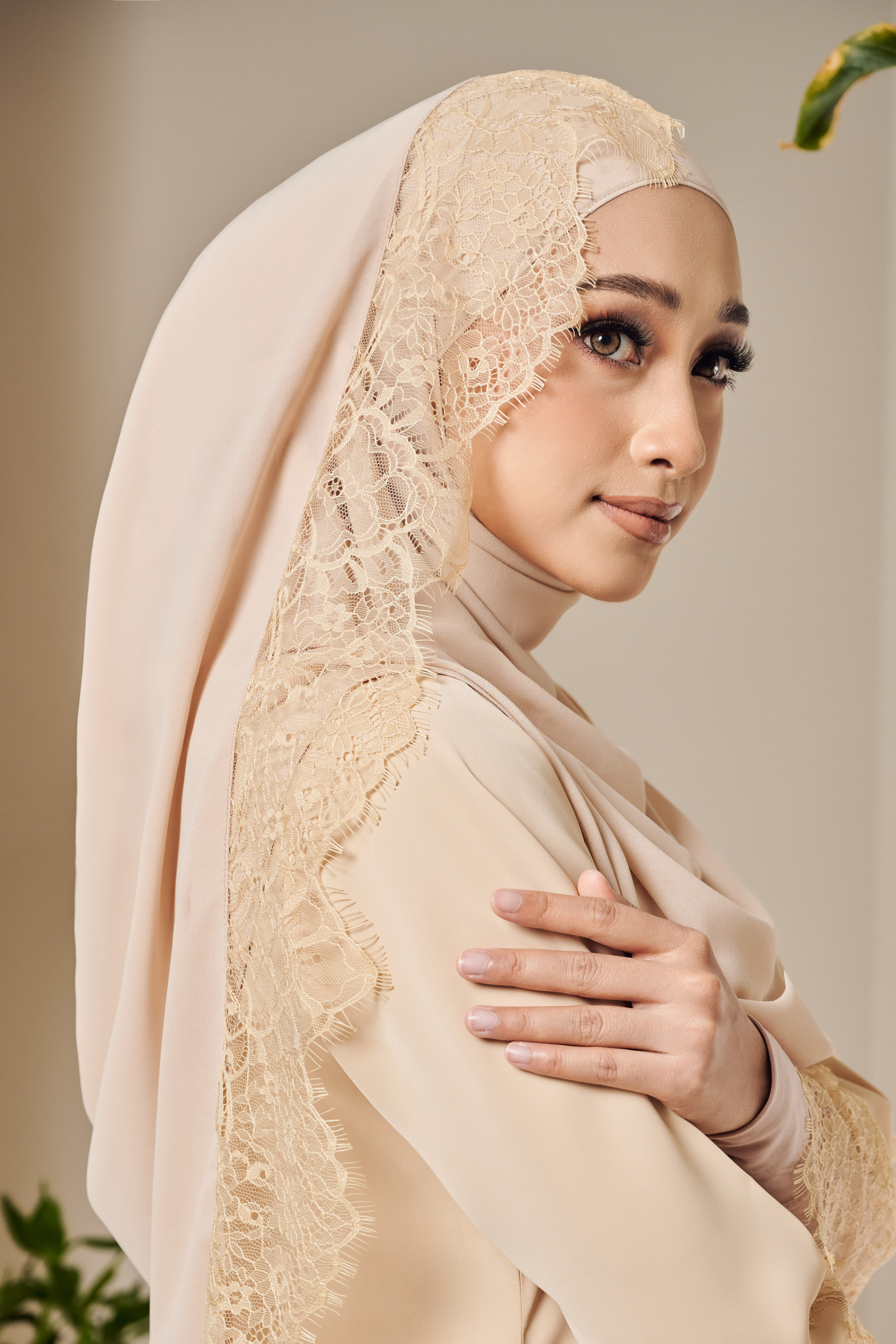 AMIA Long Shawl in Sand